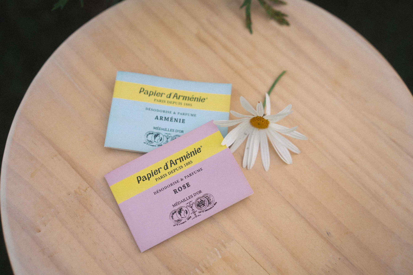 Papier d’Arménie ~ Incense Papers