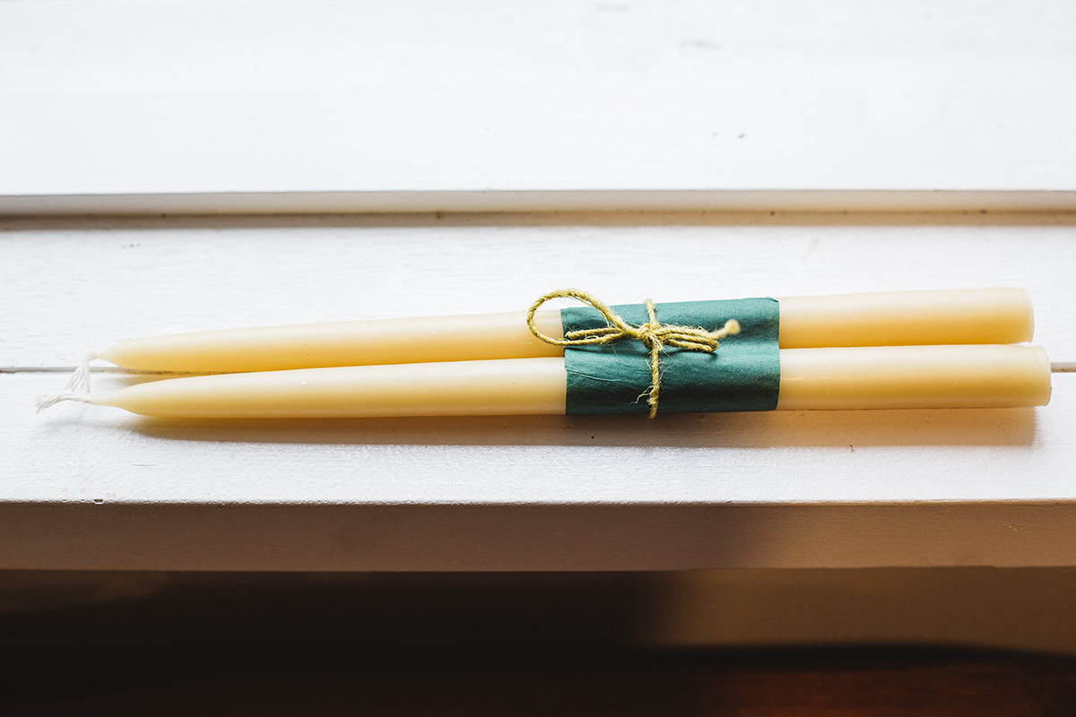 Bundle of two Àine & Co. Bees Wax Candles in "Large"