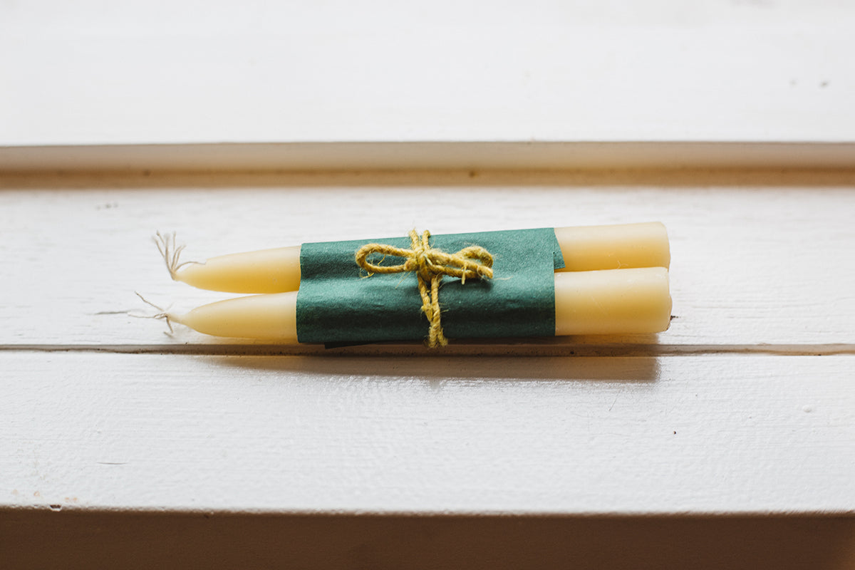 Bundle of two Àine & Co. Bees Wax Candles in "Small"