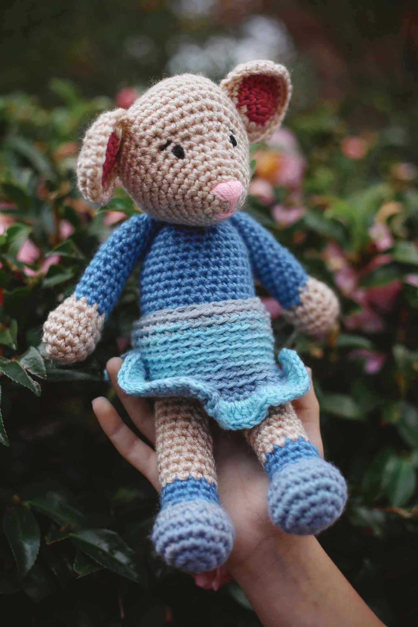 Crochet ~ Daisy The Mouse