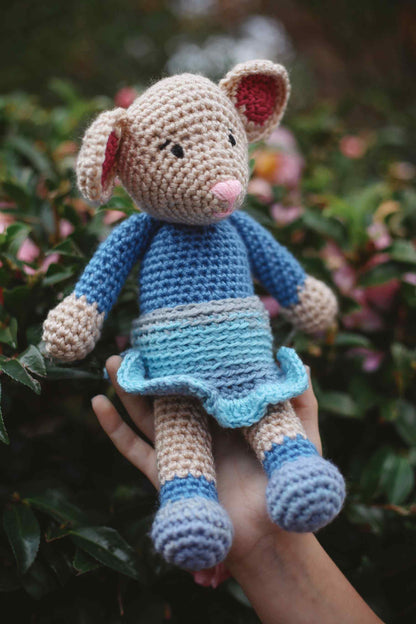 Crochet ~ Daisy The Mouse